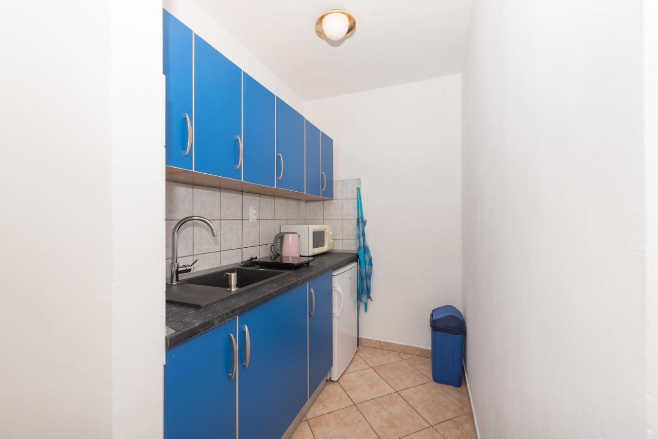 Apartments Zoka Makarska Exterior photo